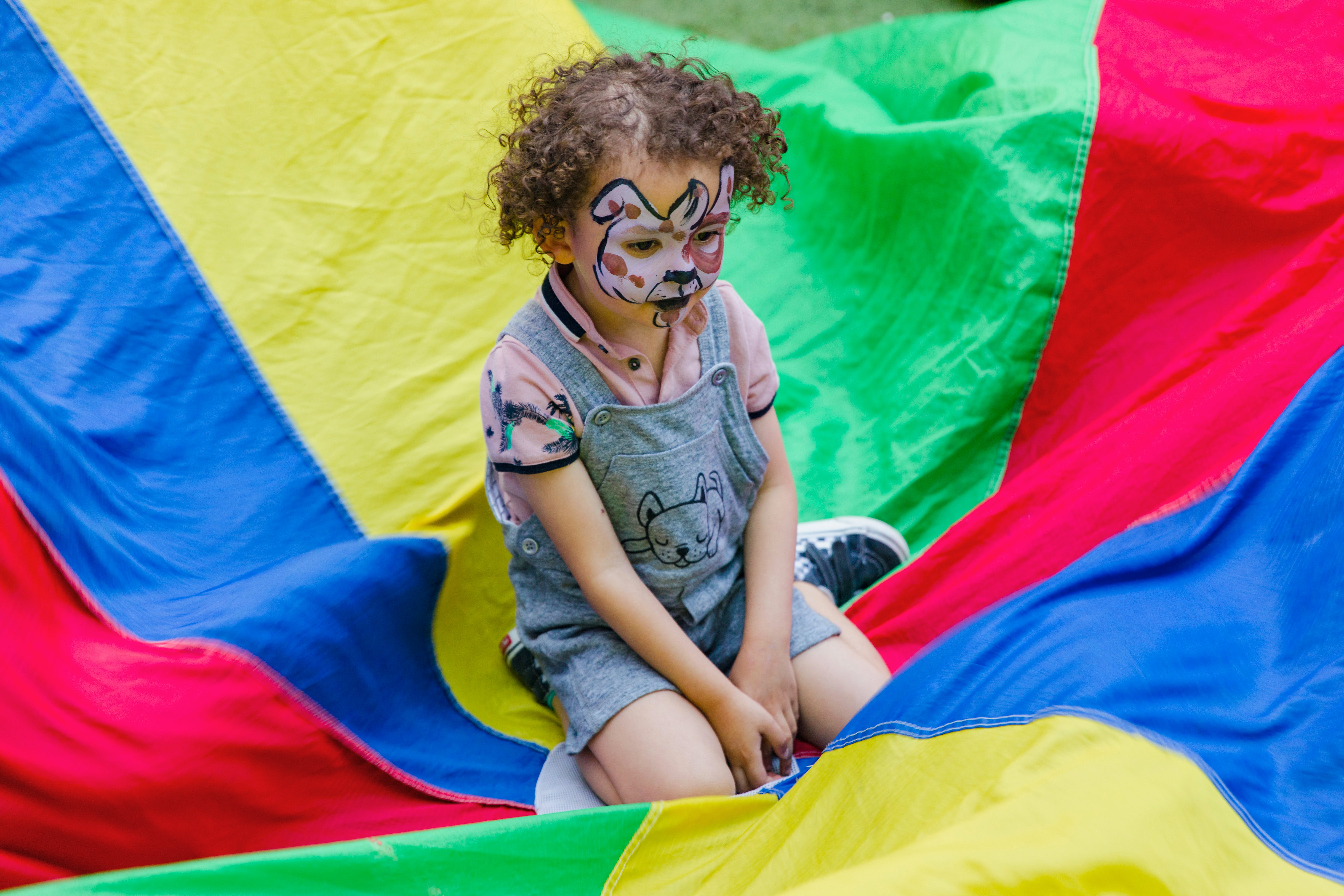 Haal het speelplezier naar binnen: Ontdek de voordelen van binnenspeeltoestellen voor kinderen